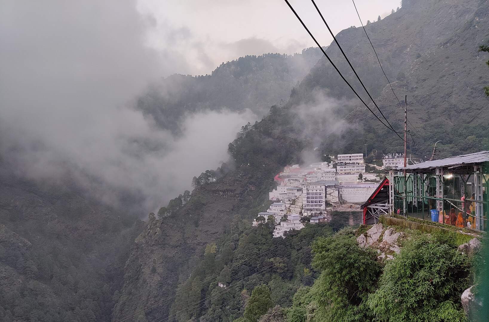 VAISHNODEVI WITH PATNITOP-holiday-img-2-valoroak